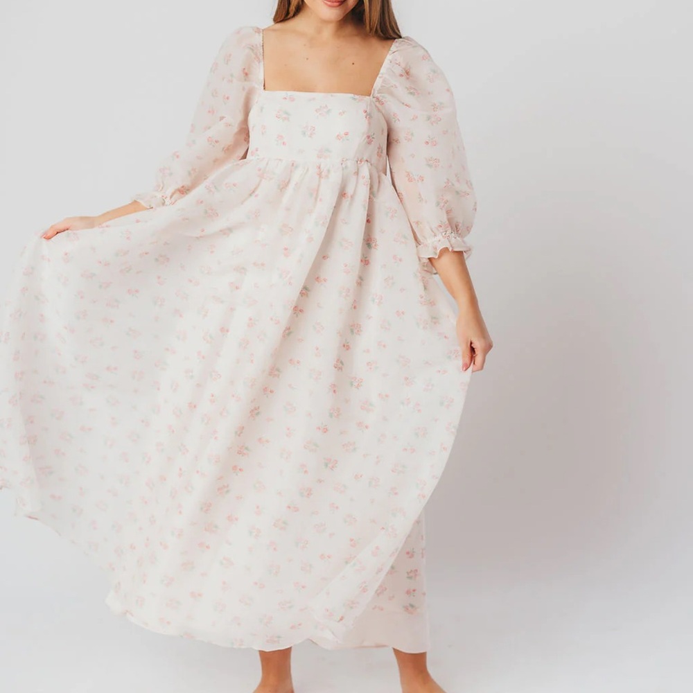 Elegant Floral Puff Sleeve Dress